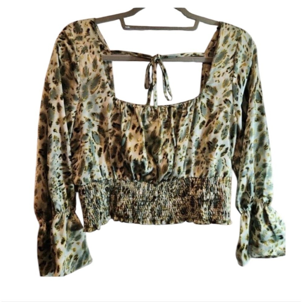 MILK & HONEY GREEN GOLD BLACK PRINT SILKY BLOUSE SIZE LARGE CROPPED SMOCKING